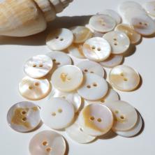 Пуговица из ракушки 15мм 24L арт.104885 белый перламутр