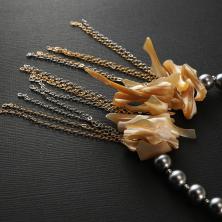 Чокер с натур.ракушкой и жемчугом 36см арт.ИВ-865