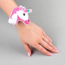 Игольница на браслете 