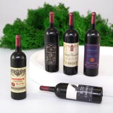 Миниатюра Бутылка вина 46*11мм арт.ИВ-685/1 (пластик)