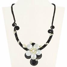 Колье "Цветок" арт.ФУ-6478 белый натуральный перламутр