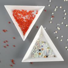 Лоток для бисера, страз, урашений 7*7*7см арт.7738830 белый