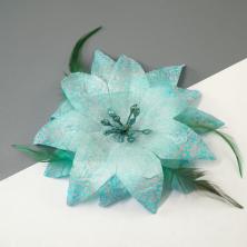 Брошь на булавке и зажиме 