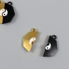 Замок магнитный для парных кулонов и браслетов 20*20мм "Инь-Ян" арт.10428591 золото/черный