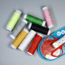 Набор дорожный в контейнере (8 наименований)