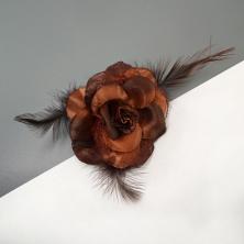 Брошь на булавке и зажиме 