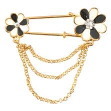 Булавка с цепочкой 