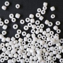 Бисер 6/0 белый-121 (450гр)