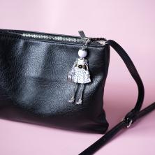 Кулон "Кукла подвижная" 9см цепь 74см арт.ИВ-908 серебро/белый