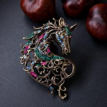 Брошь со стразами 