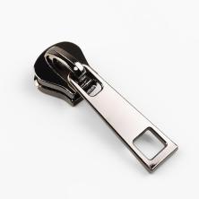 Бегунок трактор Т.8 на метражную молнию арт.9418131 т.никель