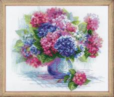 1696 "Гортензия" Набор для вышивания мулине "Риолис" 35*30см