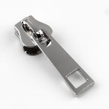 Бегунок трактор Т.8 на метражную молнию арт.9418130 никель