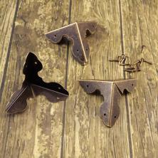 Уголок трехгранный для шкатулок 29*29мм с гвоздиками арт.MMG-004 02-бронза