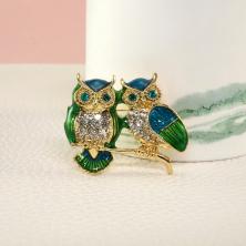 Брошь со стразами "Совушки" 32*26мм арт.ИВ-698 зол/микс