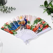 Веер пластик 23см 