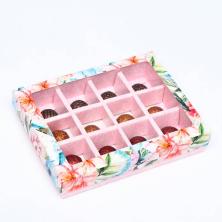 Коробка с окошком 19*15*3,6см арт.7007662