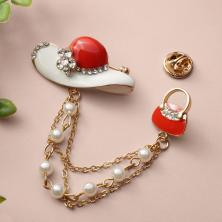 Брошь "Шляпа" со стразами арт.2053 золото/белый/красный