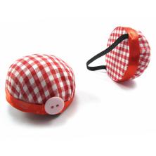 Игольница на руку 