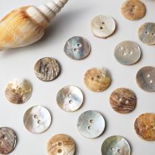 Пуговица из ракушки 15мм 24L арт.104879 натуральный перламутр