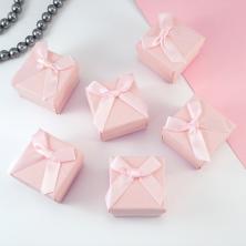 Коробка под кольцо 5*5*3,5см арт.SF-7987 св.розовый