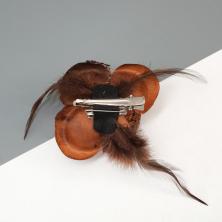 Брошь на булавке и зажиме 