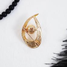 Брошь со стразами и жемчугом 42*25мм арт.24972 золото